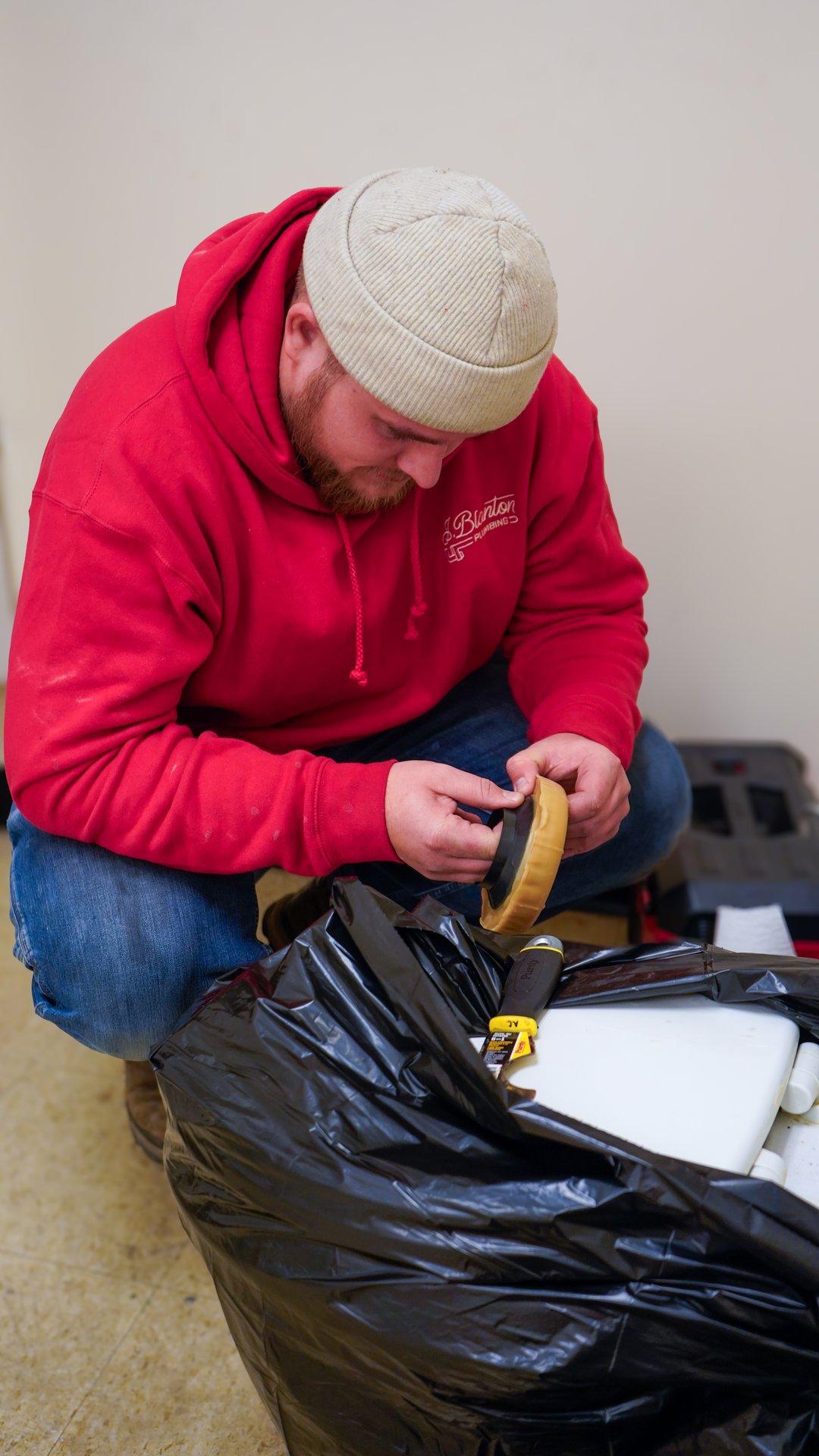 Same-Day Plumbing Help: A Homeowner’s Guide to Finding the Right Plumber Fast