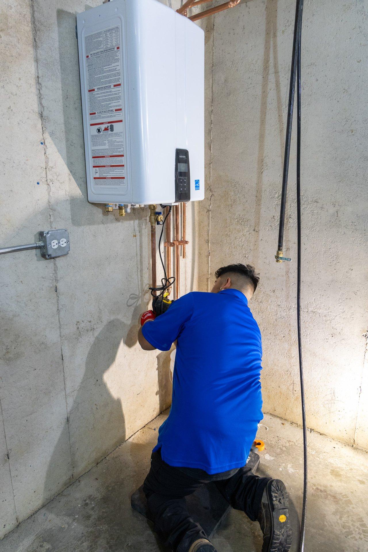Algonquin Homeowners’ Guide to Maintaining Your On-Demand Water Heater for Peak Performance